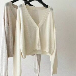 Sweater cardigan